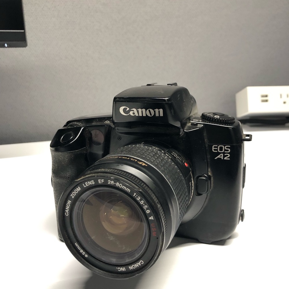 Canon EOS - A2 Autofocus SLR 35mm Film Camera